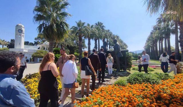 CHP İzmir İl Başkanlığınca, Lozan Barış Antlaşması'nın 103. yıl dönümü dolayısıyla töreni düzenlendi