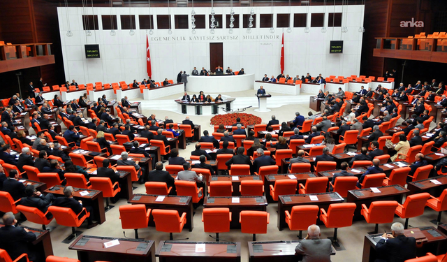 CHP'den istifa eden milletvekilleri TBMM sistemine bağımsız olarak işlendi