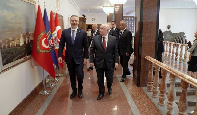 Dışişleri Bakanı Fidan ile Milli Savunma Bakanı Güler bir araya geldi