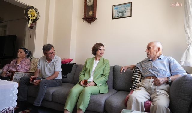Eskişehir Büyükşehir Belediye Başkanı Ünlüce, yaş almış vatandaşlara yönelik ziyaretlerini sürdürüyor