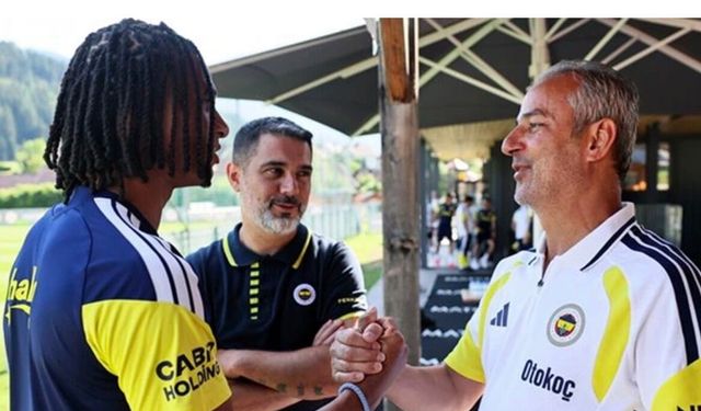 Fenerbahçe'de Nathan Ake kampa katıldı
