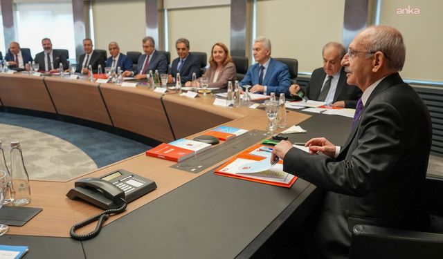 Kemal Kılıçdaroğlu istifalarının ardından kurmaylarını topladı