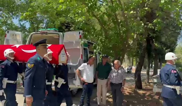 Kıbrıs Gazisi Turgut Birsen, Muğla'da son yolculuğuna uğurlandı