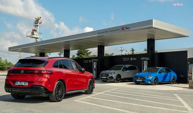 Mercedes-Benz Otomotiv ve En Yakıt iş birliği ile premium konseptli ilk hızlı şarj istasyonu açıldı