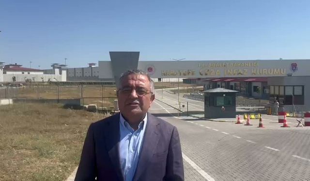 Sezgin Tanrıkulu, Deniz Göktaş ve Mehmet Pehlivan'ı cezaevinde ziyaret etti