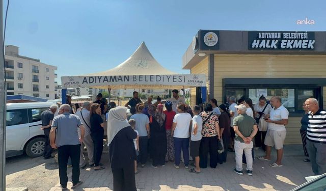 Adıyaman Belediyesi'nin ürettiği yaz sebzeleri tezgâhta yerini aldı