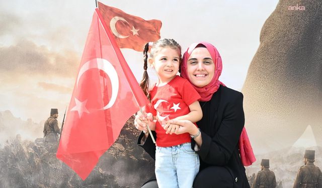 Büyük Zafer'in 104'üncü yılı, Beşiktaş'ta büyük bir coşkuyla kutlandı
