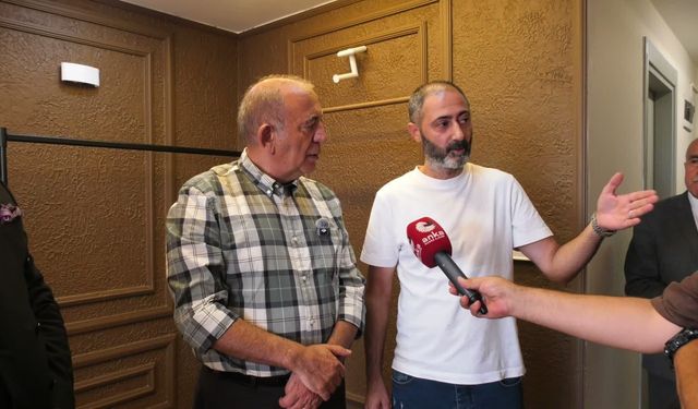 CHP İstanbul İl Başkanı Gürsel Tekin Merter'de tekstil esnafını ziyaret etti