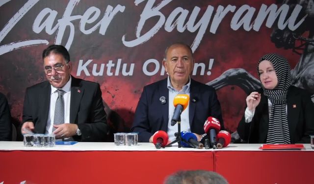 CHP İstanbul İl Başkanı Tekin'den muhalefete 'milletin gerçek gündemine dönün' çağrısı