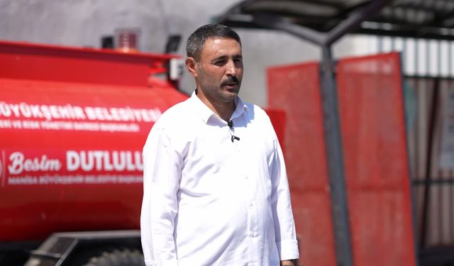 Manisa Büyükşehir Belediyesi'nin tankeri yangının köye ulaşmasını engelledi