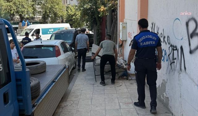 Şehzadeler Belediyesi zabıtasından kaldırım işgaline karşı denetim