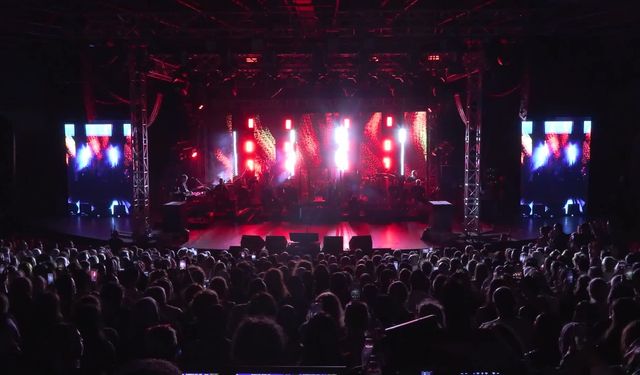 Uluslararası Bursa Festivali, Özcan Deniz konseriyle sona erdi
