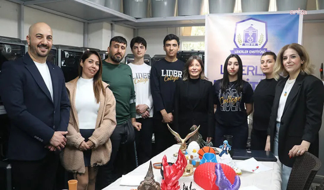 3D yazıcıyla evden üretim: Adana'da kadınlar ve engelli bireyler dijital ekonomiye Liderler Enstitüsü ile hazırlanıyor