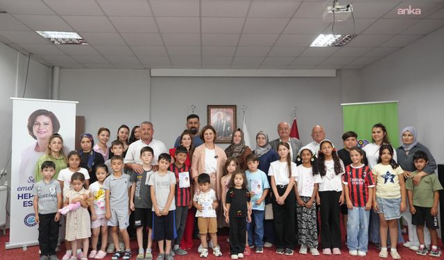 Eskişehir Büyükşehir Belediyesi'nden öğrencilere 'kırtasiye malzemesi' desteği