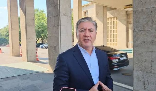 Yeni Parti’nin adı değişecek mi? İlk açıklama geldi