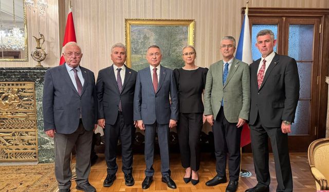 TBMM Dışişleri Komisyonu Başkanı Oktay Prag'da: 'Ticaret hacmi 6,5 milyar dolara ulaştı, hedef 10 milyon dolar ve üzeri'