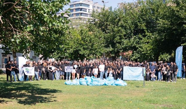 Waternet, Caddebostan'da 44 kilo atık ve 4 bin 450 sigara izmariti topladı