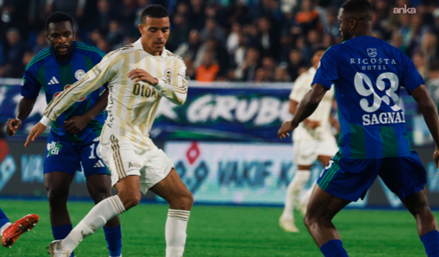 Fenerbahçe, Çaykur Rizespor'u deplasmanda 3-0 mağlup etti