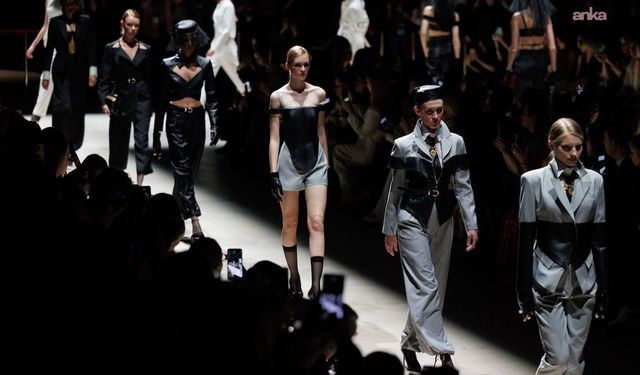 Türkiye'den iki marka, Moskova Moda Haftası'nda ortak defileyle yer aldı