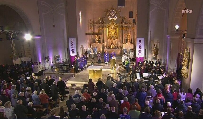 Almanya'da kiliseler, Paskalya öncesi 40 günlük oruç ve düşünce dönemini başlattı