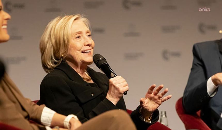 Hillary Clinton: Epstein'in suçlarından haberim yoktu, Trump da ifade vermeli