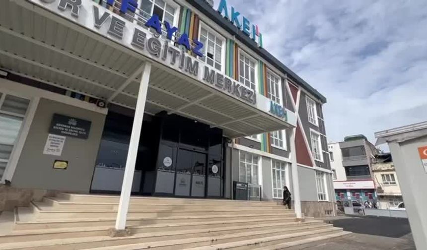 Öğrenciler, Adıyaman Kültür ve Eğitim Merkezleri'nde sınava daha güçlü hazırlanıyor