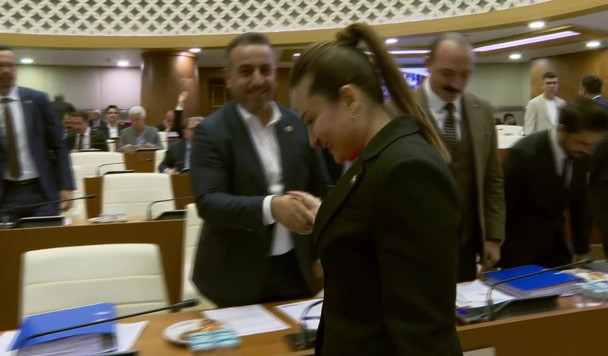 Antalya Büyükşehir Belediyesi 2025 Yılı Faaliyet Raporu kabul edildi... Başkan Vekili Özdemir: 'Bu belediye, çalışmalarına hız kesmeden devam edecek' 