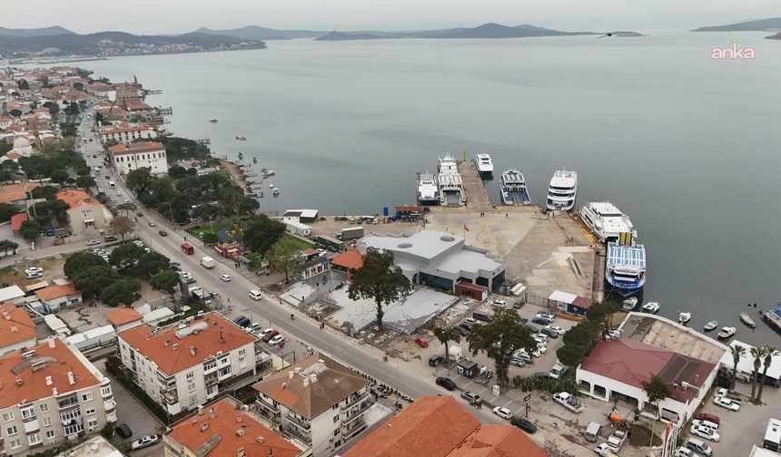 Ayvalık Belediyesi, Deniz Hudut Kapısı çevresinde yürütülen çalışmalarda sona yaklaştı