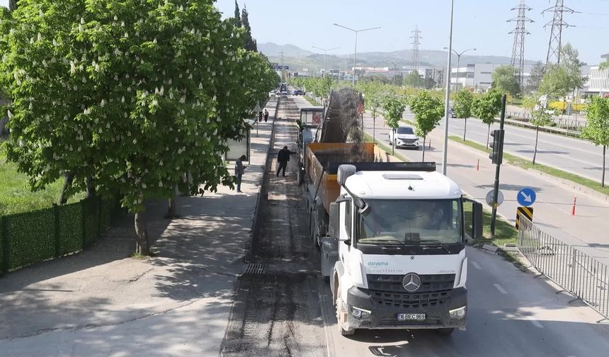 Bursa Büyükşehir Belediyesi'nden terminal yolunda yenileme çalışması