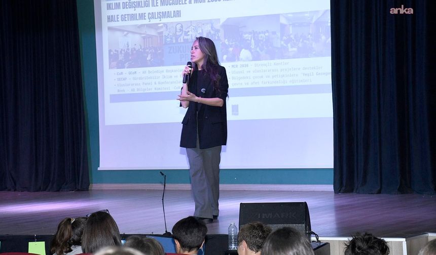 Kuşadası'nda öğrencilere girişimcilik semineri