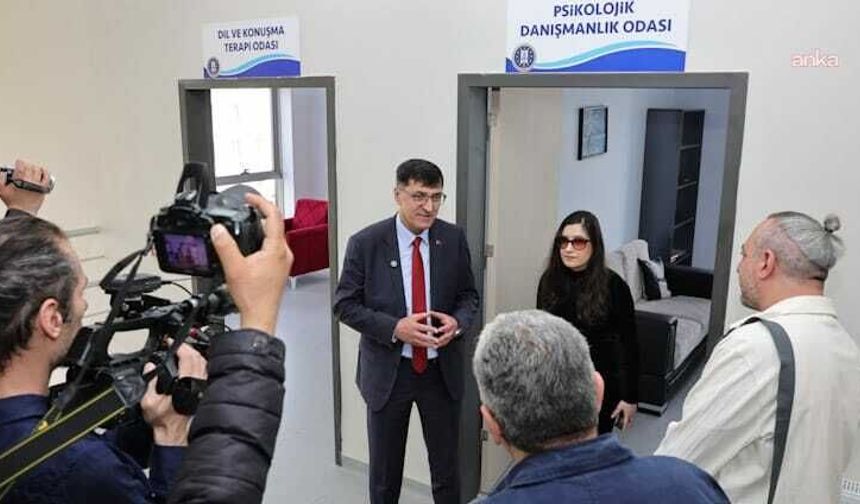 Kütahya Belediye Başkanı Kahveci, 2026 yılının ilk çeyreğini değerlendirdi: 'Attığımız her adımı hesap verebilir bir yönetim anlayışıyla hayata geçiriyoruz'