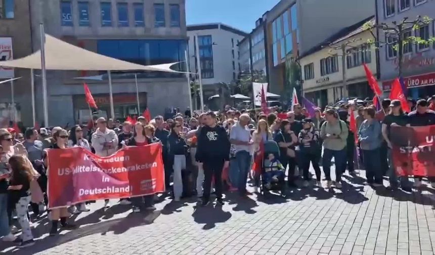 Almanya'da 1 Mayıs etkinliklerinde sendikalardan sosyal devlet vurgusu