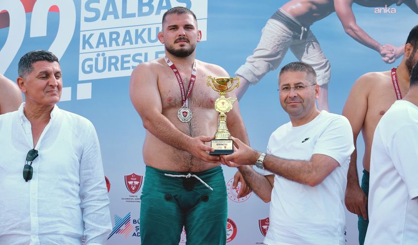 22. Salbaş Karakucak Güreşleri'nde başpehlivan Mehmet Çelebi oldu