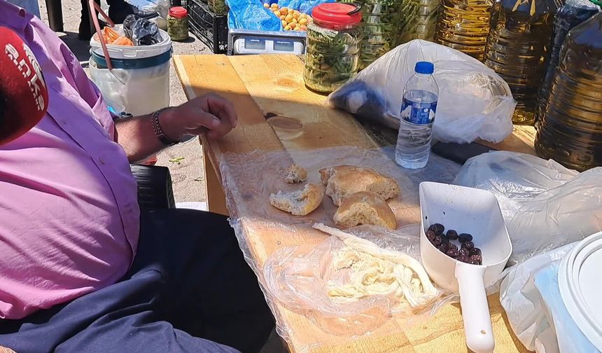 Artvin'de pazarcılık yapan emekli, sofrasını gösterdi: Emeklinin durumu ortada, görsünler ve utansınlar