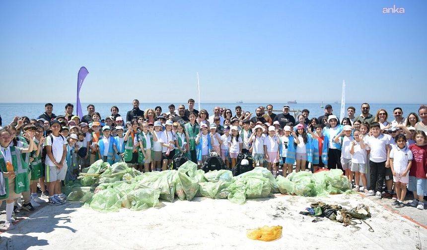Beylikdüzü'nde deniz suyu sıcaklığına dikkat çekildi