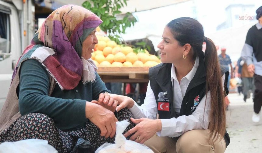 Ceyhan Belediyesi'nden Babalar Günü'nde ihtiyaç sahiplerine 5 bin TL destek