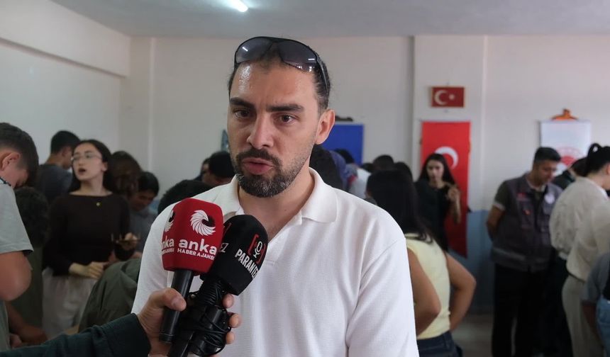 Isparta Keçiborlu'da minik öğrenciler havacılıkla tanıştı