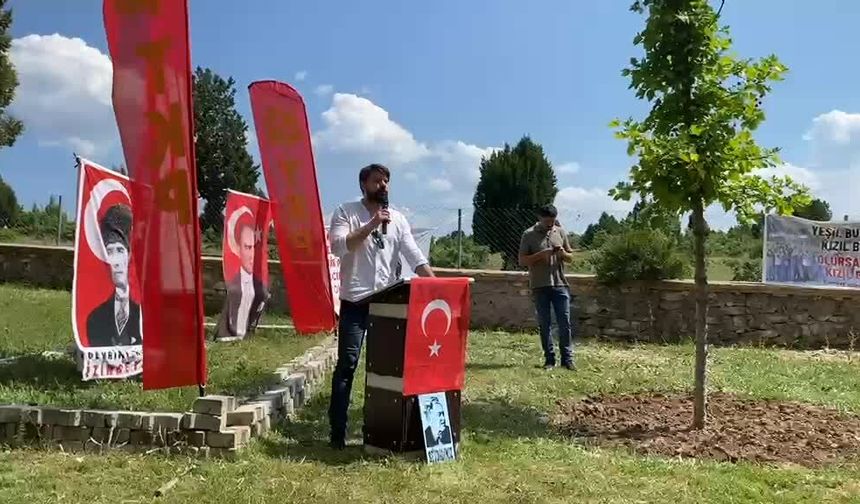 Nazım Hikmet, Bursa'daki anıt mezarı başında anıldı