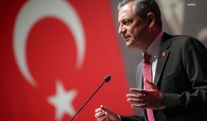 Özgür Özel'den LGS'ye girecek öğrencilere mesaj: Bu ülkenin en büyük gücü, sizin özgür yüreğinizdir