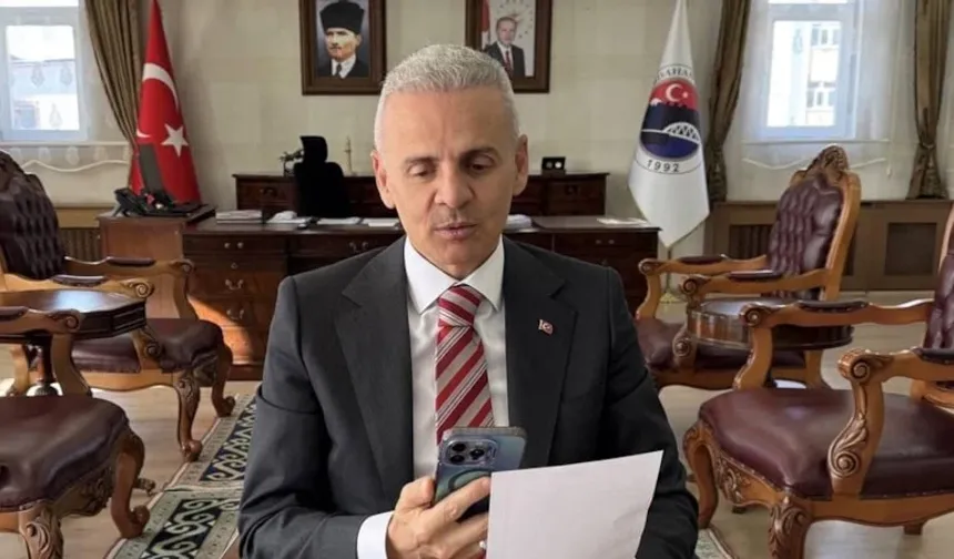 Görevden alınan Vali Çiçekli’den “spor kıyafeti” açıklaması