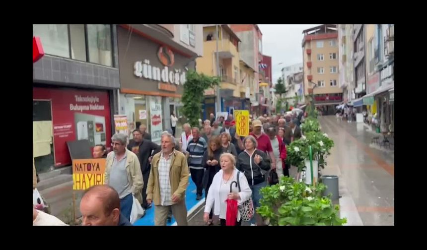 Fındıklı'da NATO protestosu: 'Bugün İran'a, Filistin'e; yarın Türkiye'ye'