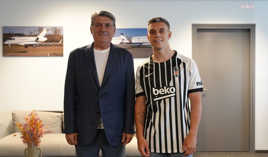Belçikalı futbolcu Trossard, Beşiktaş'la sözleşme imzalamak üzere İstanbul'a geliyor