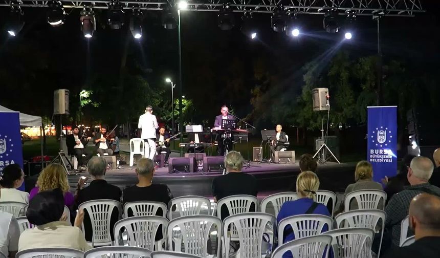 Bursa Kültürpark'ta Zafer Bayramı coşkusu