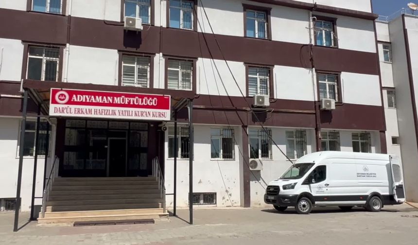 Adıyaman Belediyesi'nden ibadethanelerde kapsamlı temizlik çalışması