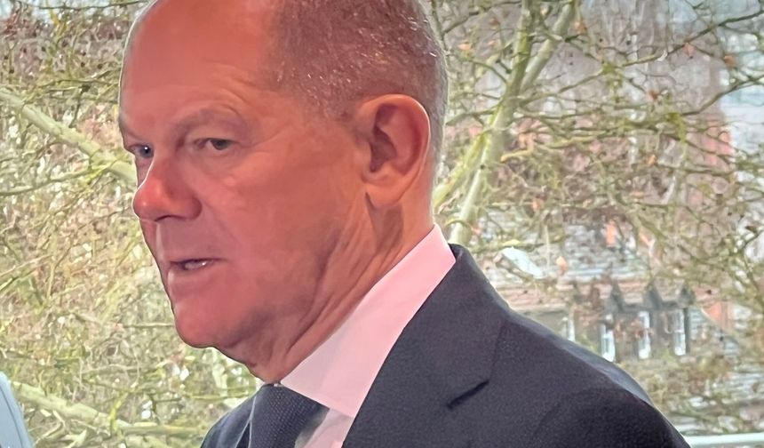 Eski Almanya Başbakanı Olaf Scholz: 'Barışın yolu, medeniyetlerin birbirleriyle mücadelesinden geçmez'
