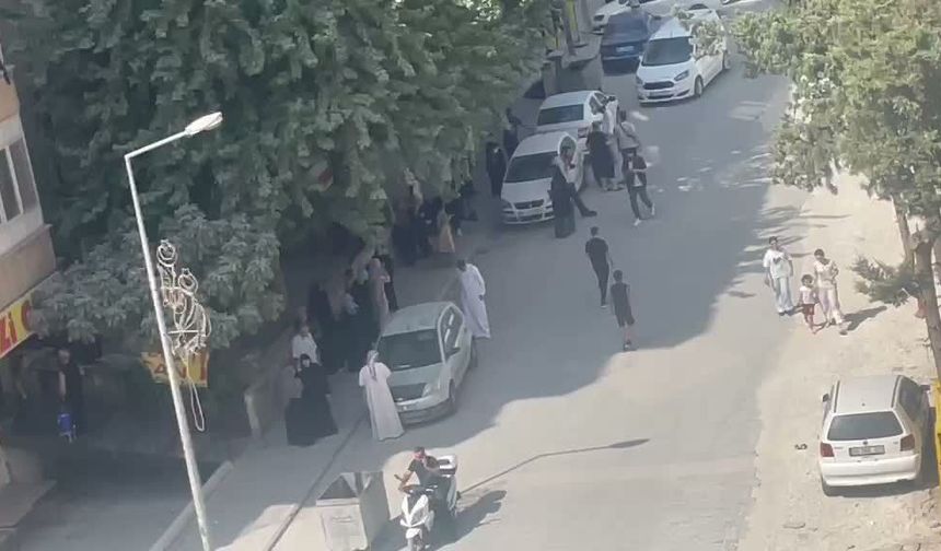 Şanlıurfa'da deprem kısa süreli paniğe neden oldu