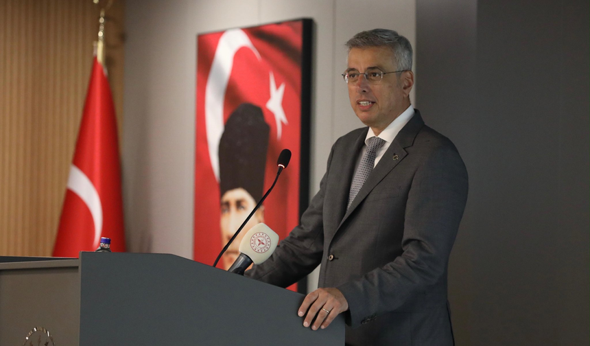 Bakan Memişoğlu'ndan Singapur'da kritik temaslar
