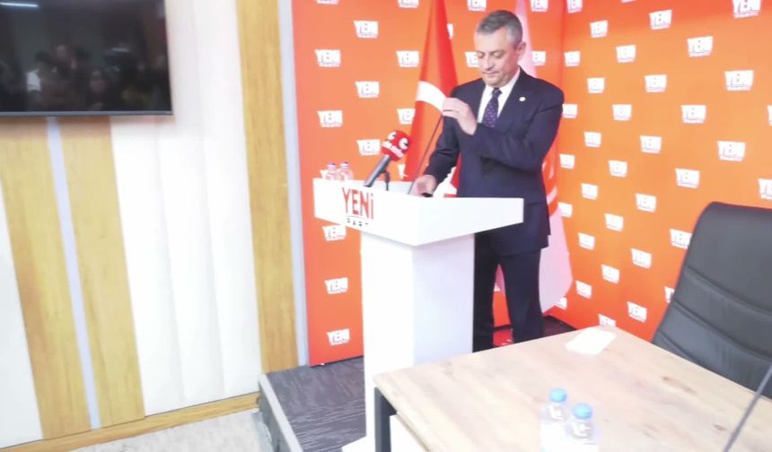 YENİ Parti il başkanları toplantısı... Özgür Özel: 'Belediye başkanımızın 86 yaşındaki babası gözaltına alındı'