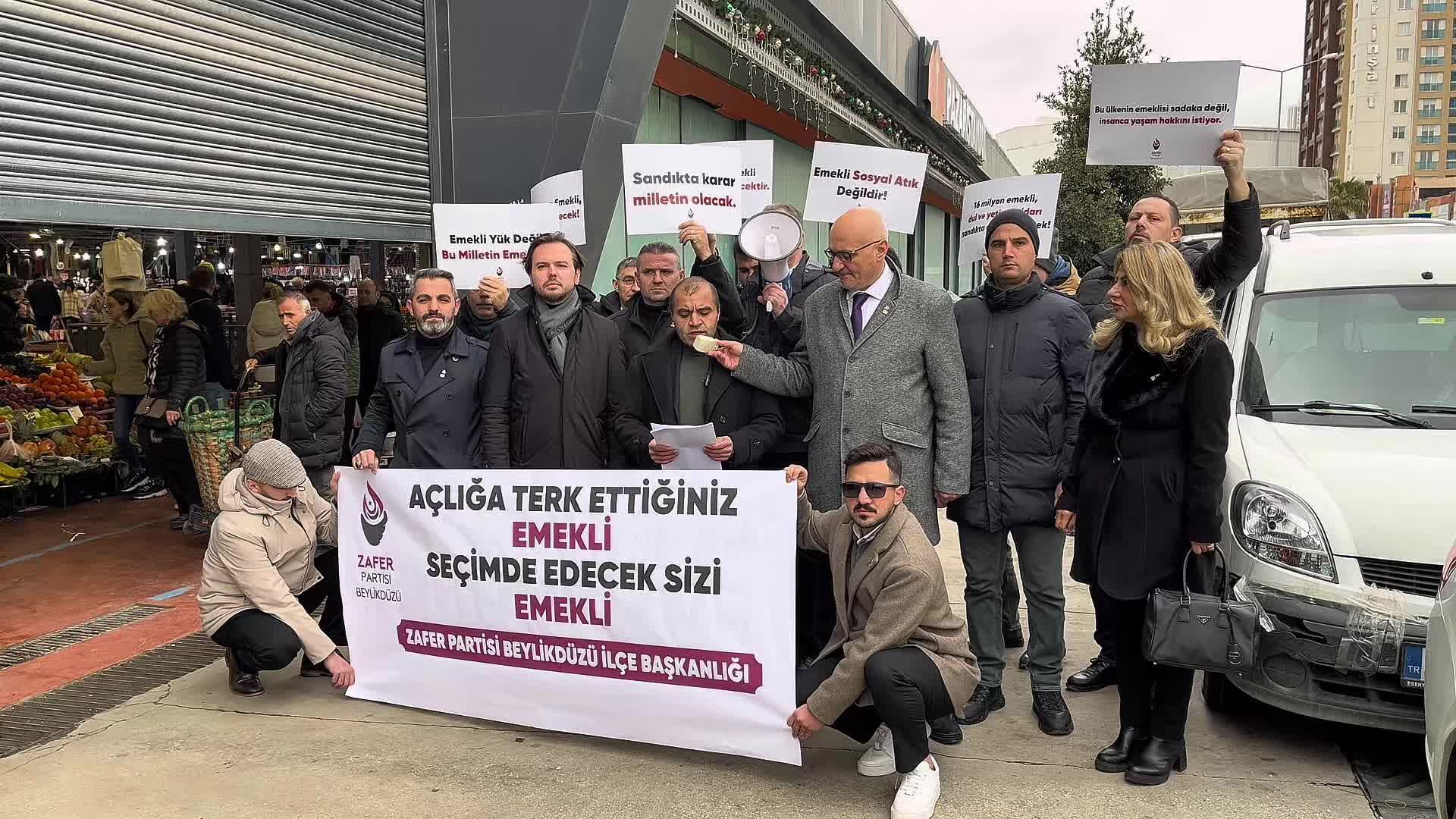 Beylikdüzü'nde emekli açıklaması: Bal-kaymak masalları, emeklinin küçülen maaşını büyütmüyor