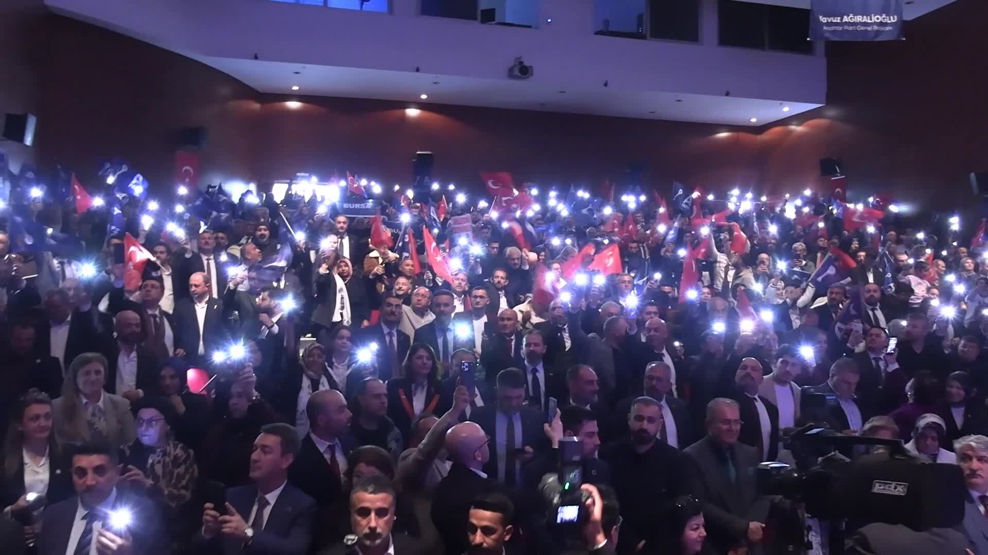 Yavuz Ağıralioğlu: 'Tayyip Erdoğan, millet iradesini tanımayanlara cezasını verdiği için sen 24 yıldır iktidardasın'